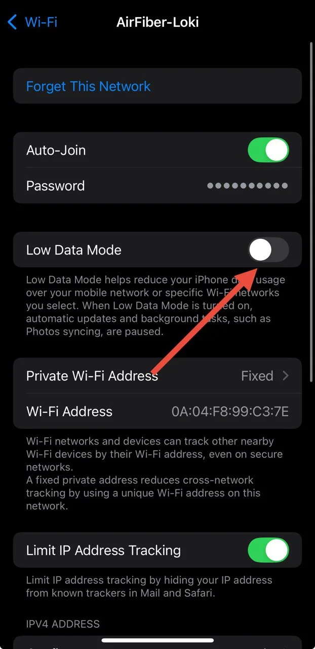 Turn off the Low Data Mode option on iPhone