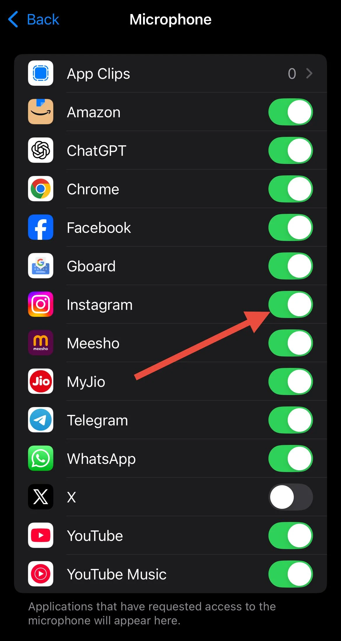 Turn on the microphone switch for Instagram in iPhone settings