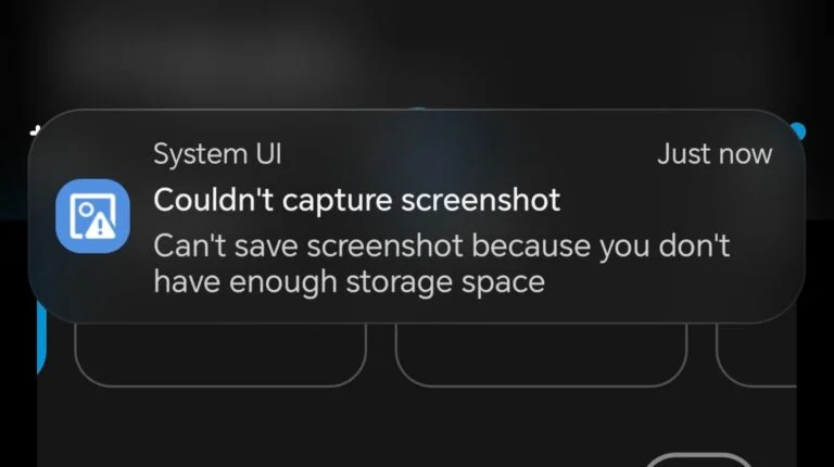 Android phone displaying the error message "Can't save screenshot because you don't have enough storage space" while attempting to capture a screenshot